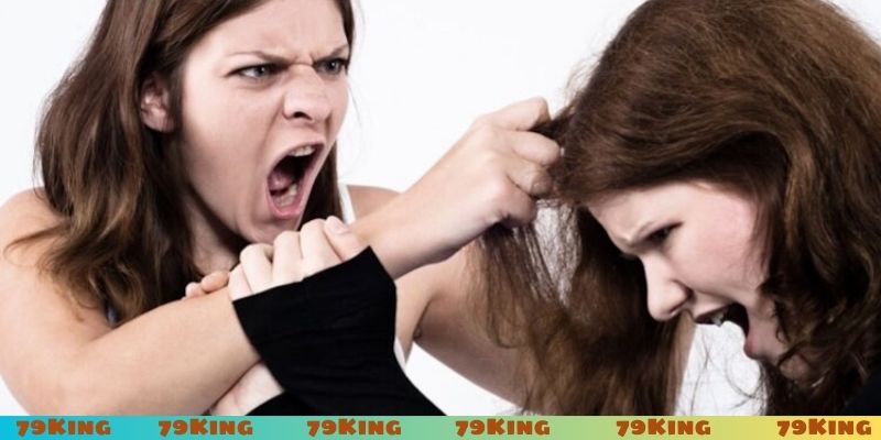 Một số điềm báo nằm mơ thấy đánh nhau 